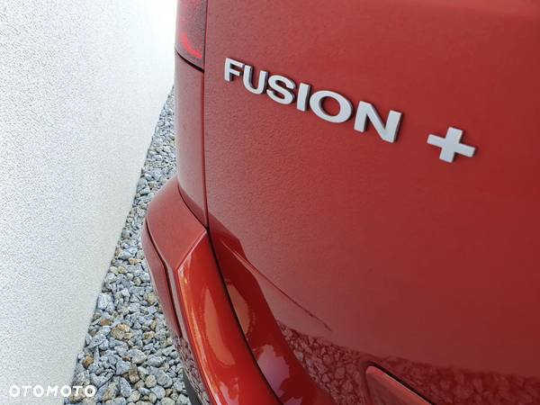 Ford Fusion 1.6 + - 31
