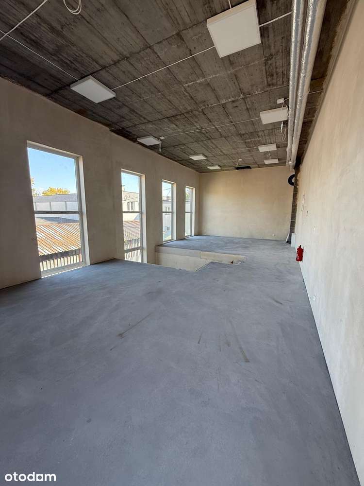 Hala Magazynowa z wydzieloną częścią biurową | z PNU | Łomianki-18