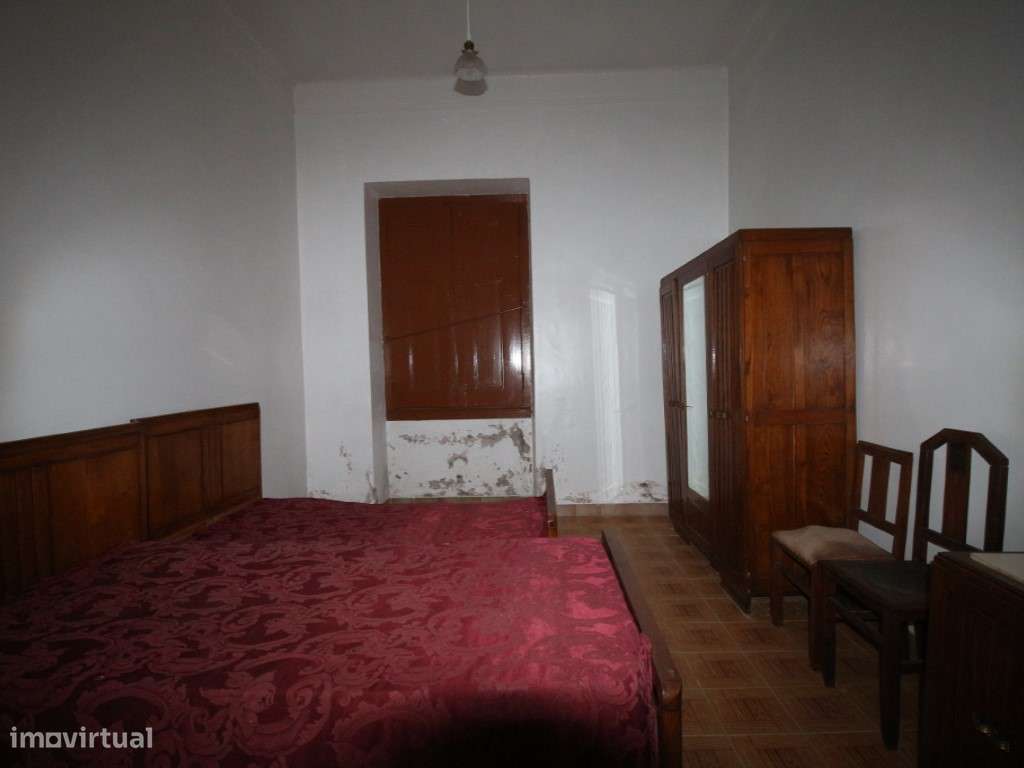 Moradia isolada inserida em terreno de 727m2 - Venda da Esperança, ...-33
