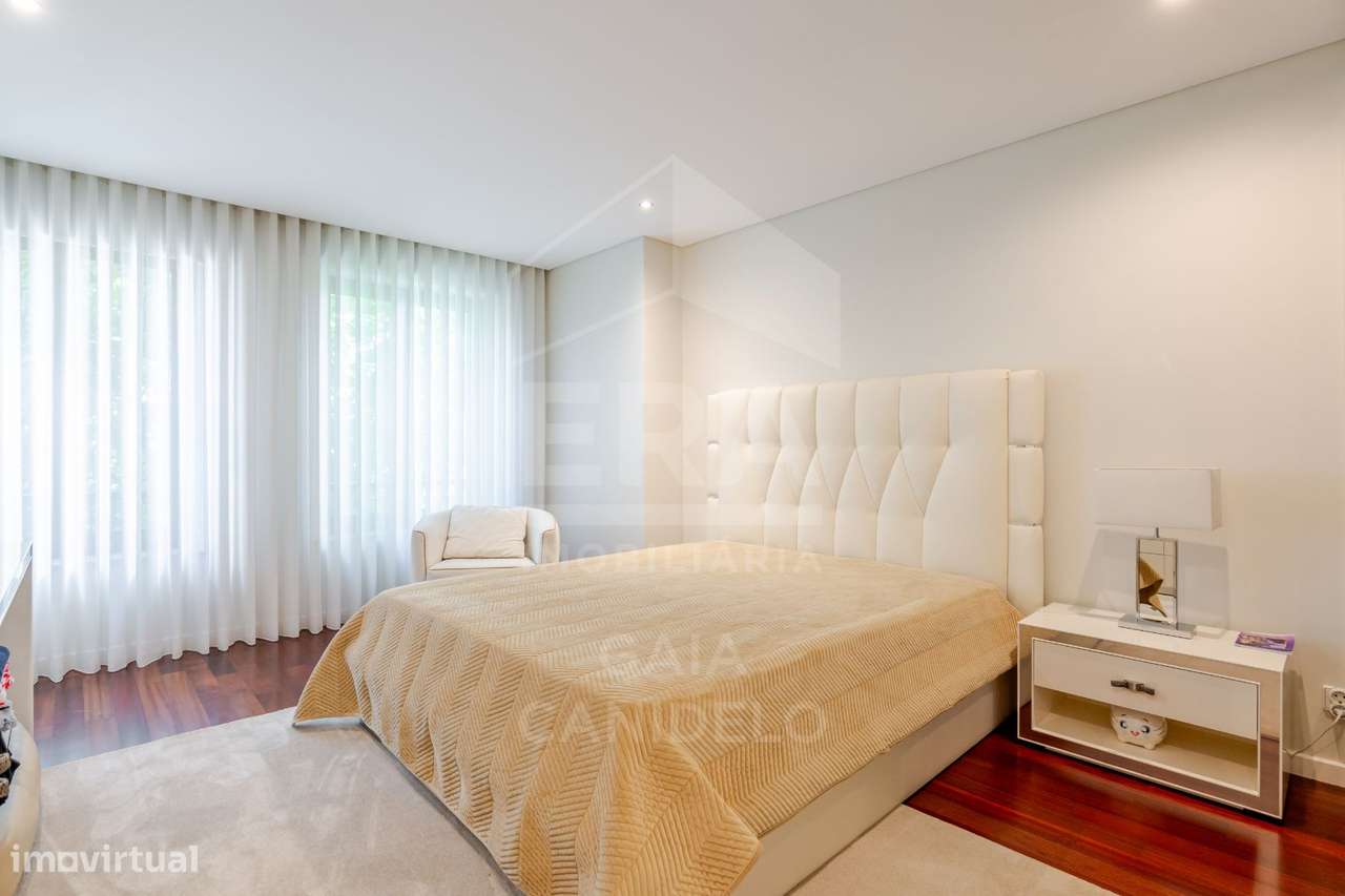 EXCLUSIVIDADE, ESPAÇO E SOFISTICAÇÃO EM PARANHOS-11