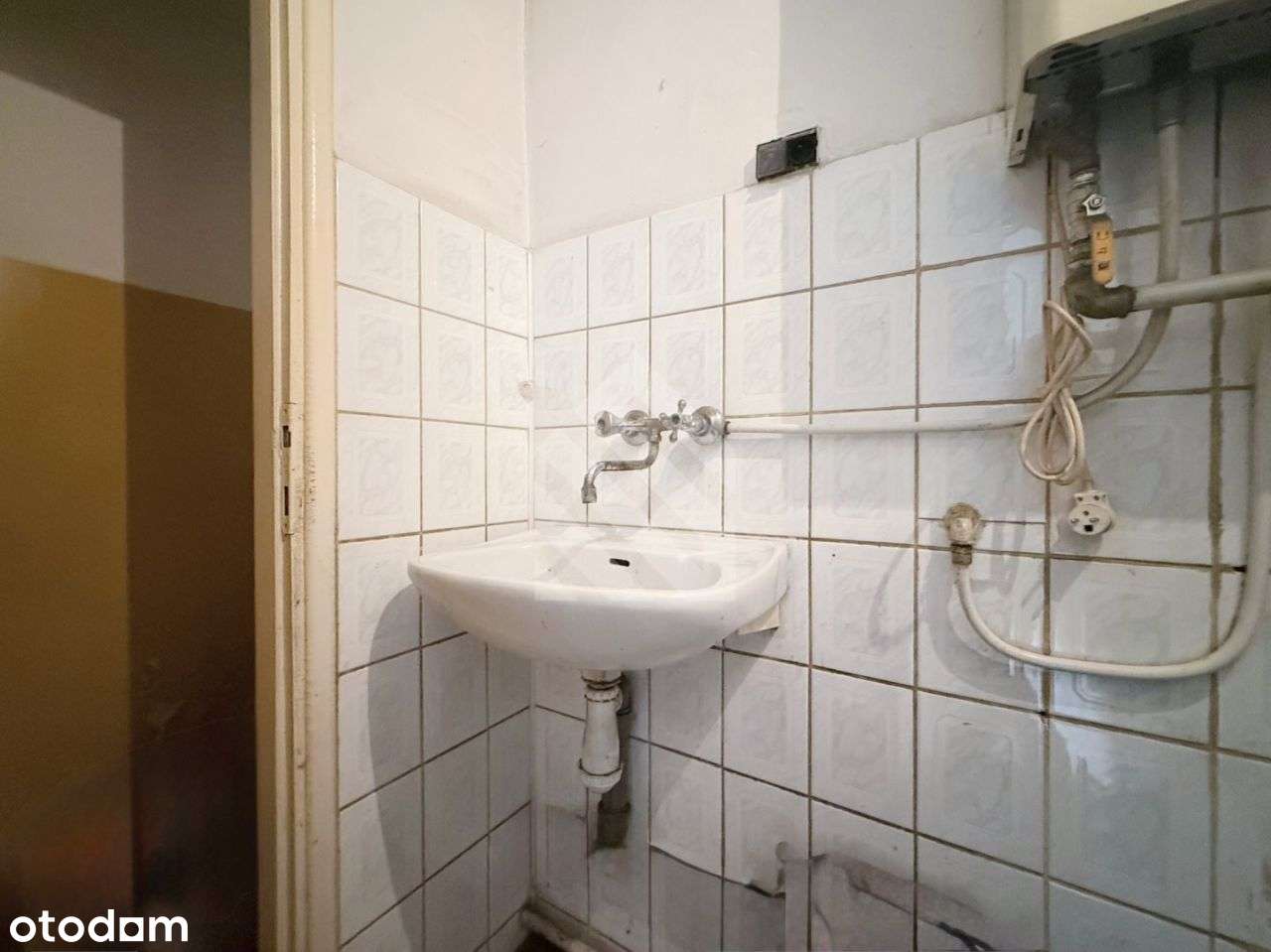 Pawilon handlowy 55m2 z witryną w centrum miasta!-4