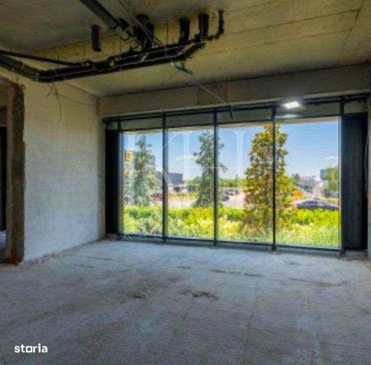 Spatiu Comercial de inchiriat CORTINA NORTH-fatada de sticla - Imagine principală: 4/19