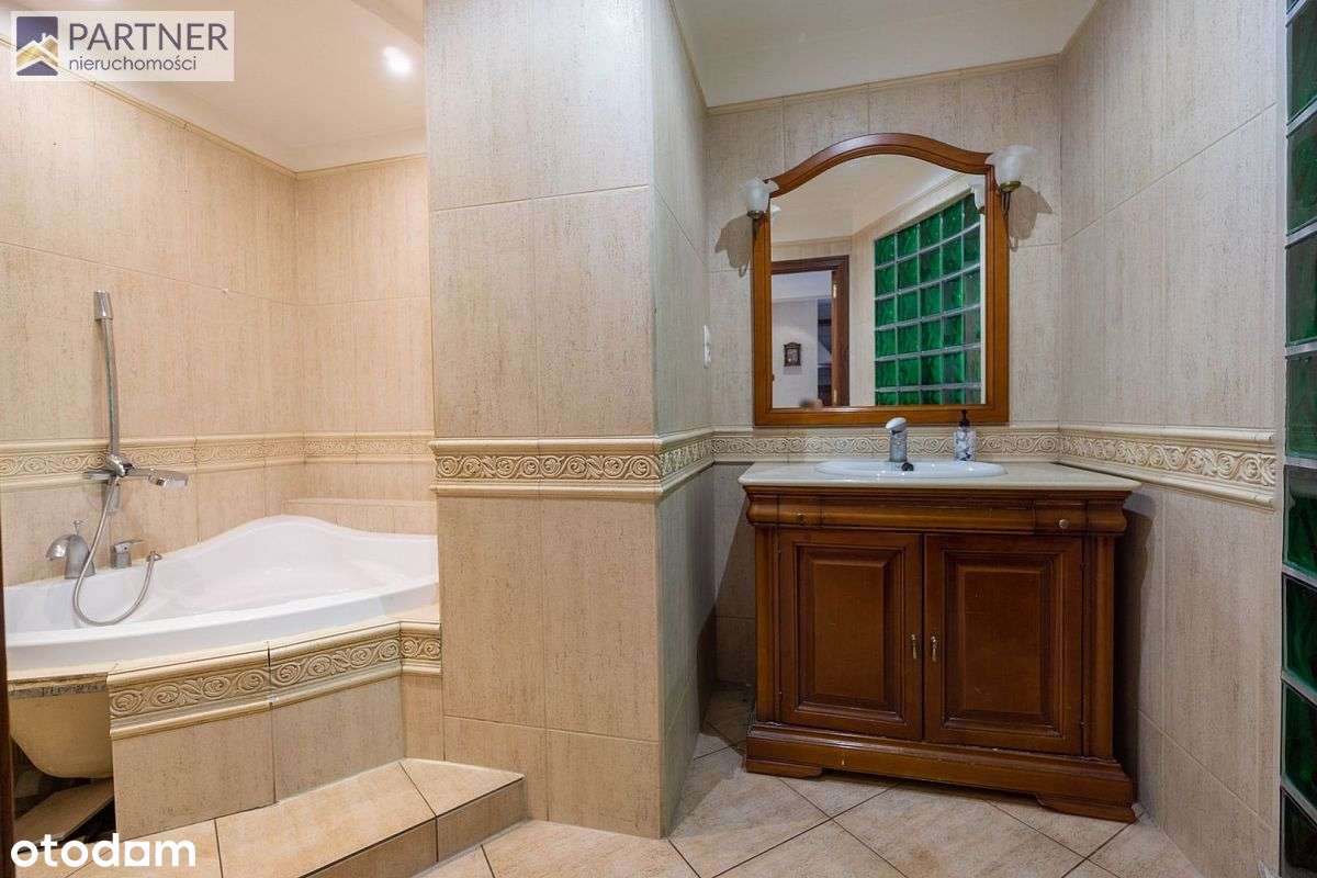 Przestronne dwupoziomowe mieszkanie w Centrum!-17