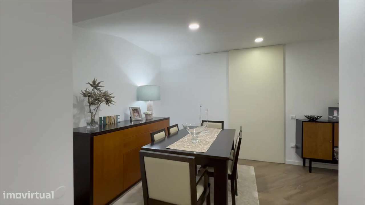 T1 com varanda, garagem e ar condicionado em Valongo - Grande imagem: 2/18