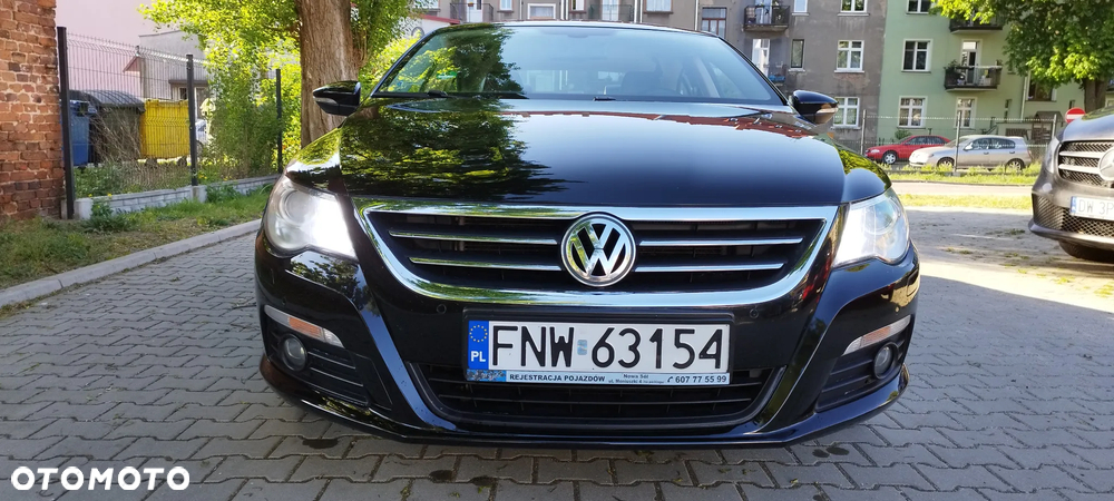 Volkswagen Passat CC - 8