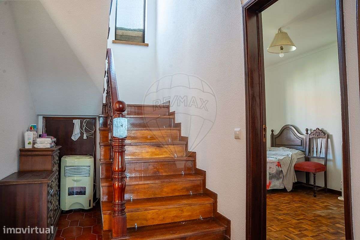 Moradia T4 para venda-9