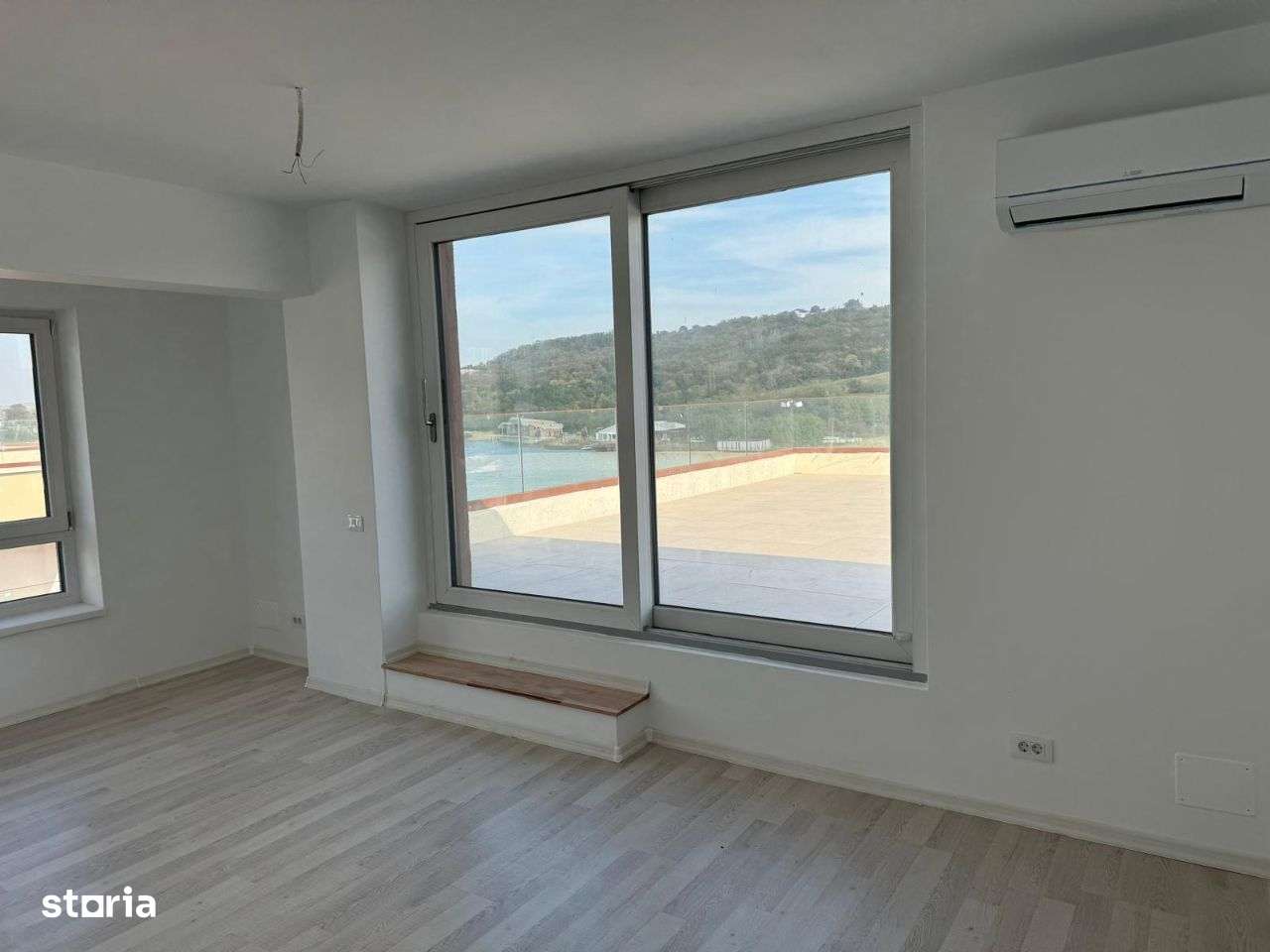 Apartament doua camera+terasa - Lac Aroneanu – Moara de Vant - Imagine principală: 4/7