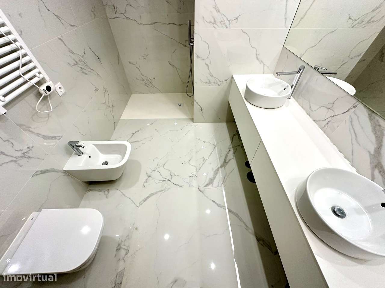 T1 de duas frentes em Canidelo a 250 m da praia e lugar garagem...-7