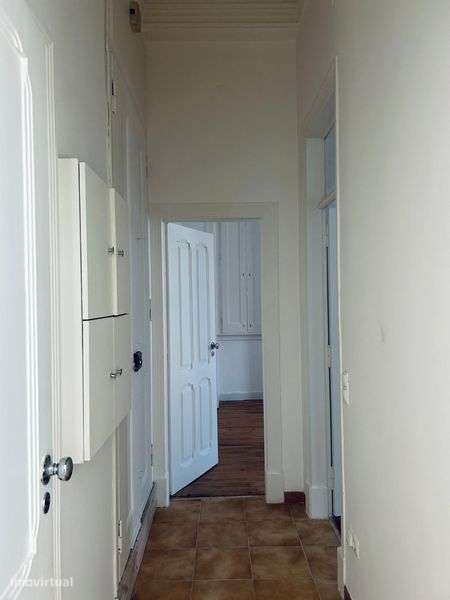 T1 com Terraço e Luz Natural na Ameixoeira - Grande imagem: 4/12