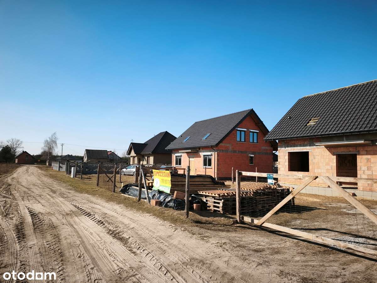 Dom w trakcie budowy w sąsiedztwie lasów i Jeziora Ślesińskiego-1