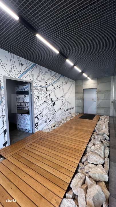 Hala cu pod rulant, cladire admininstrativa. Top! - Imagine principală: 3/11