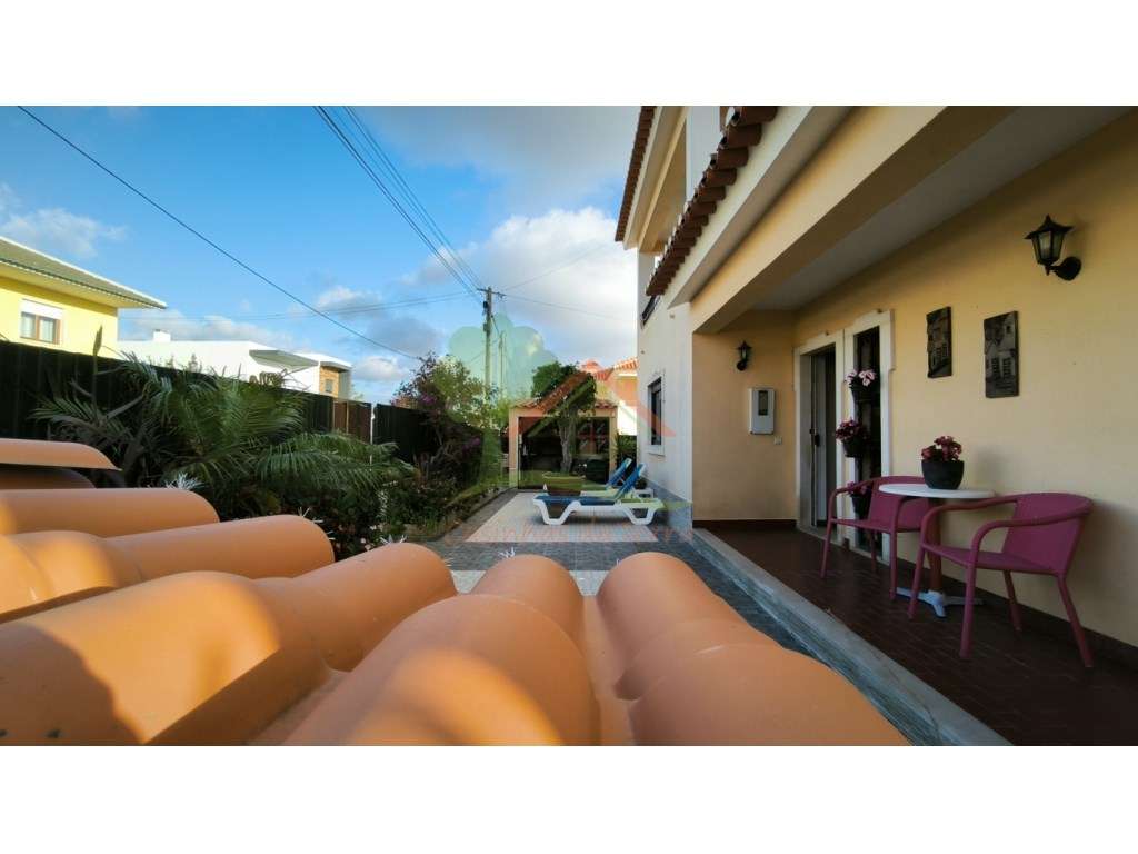 Moradia T5 com Vista de Mar Deslumbrante em Baleia, Carvoeira!-37