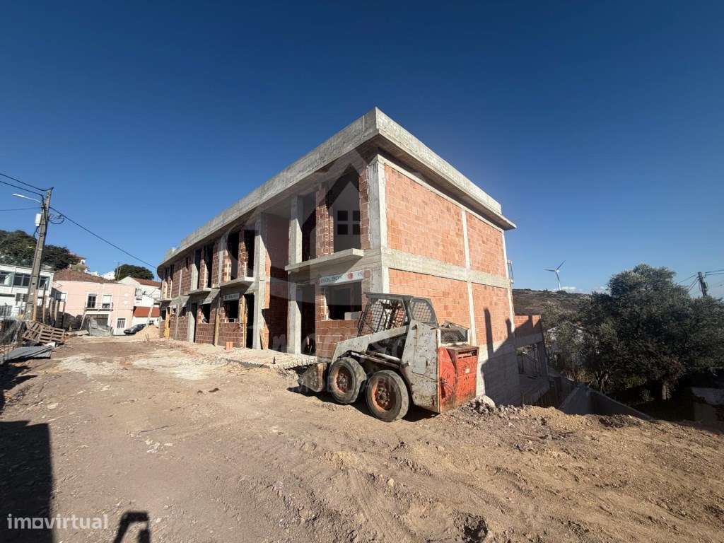 Moradia T3 com piscina, logradouro e varanda em condomínio privado ...-15