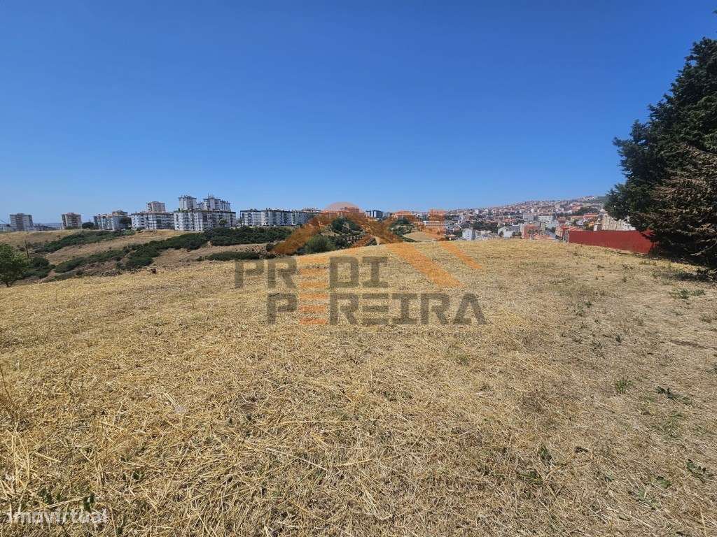 Situado na Ramada, 1800 m² terreno - Excelente Oportunidade de Inve...-18