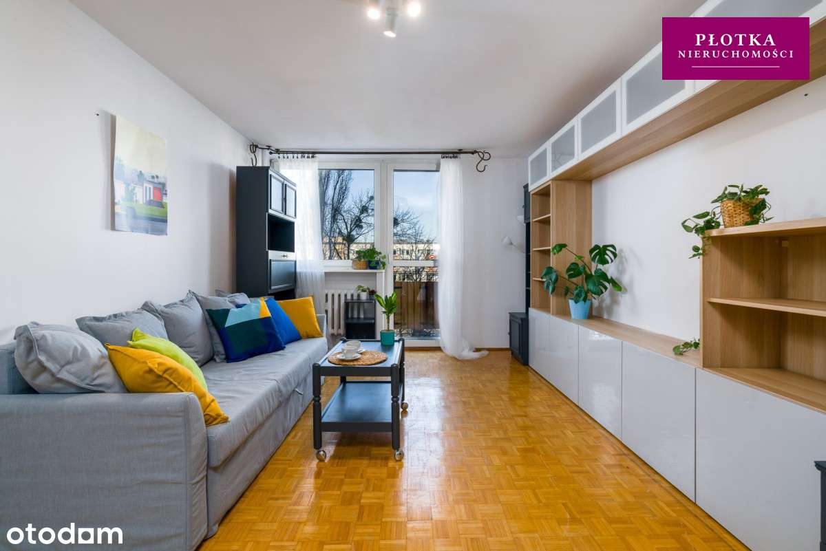 Łazarz 47m² 2 osobne pokoje+osobna kuchnia+balkon-0