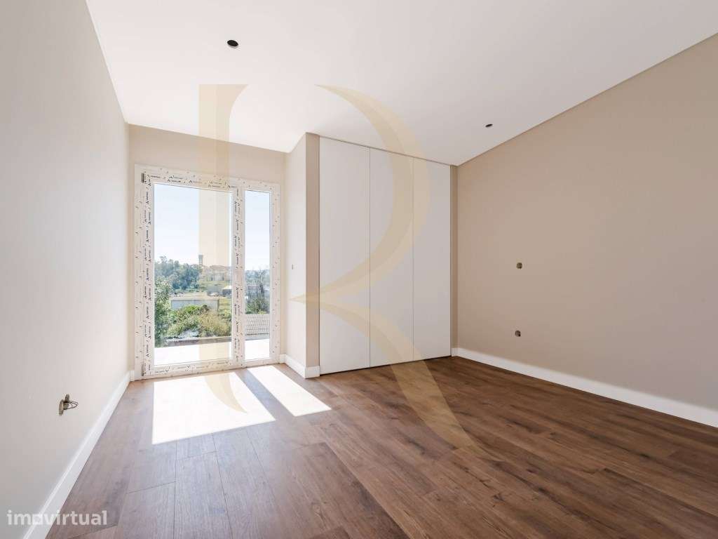 Moradia T4 nova com logradouro nas Paivas - Amora - Seixal-39