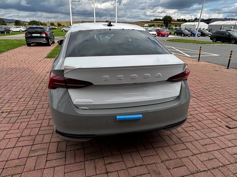 SKODA OCTAVIA Octavia Sportline 1,5 TSI m-HEV 150 KM 7-biegowa DSG