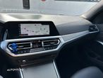 BMW Seria 3 330i AT M Sport - 20