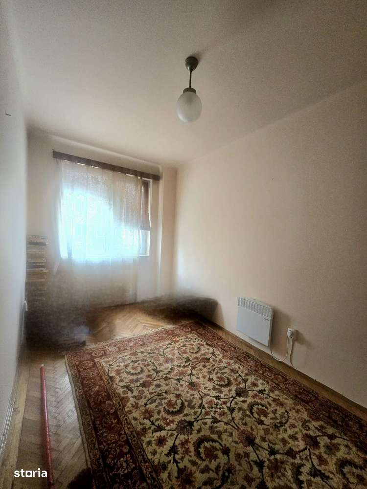 Hristo Botev apartament 3 camere la etajul 1-3