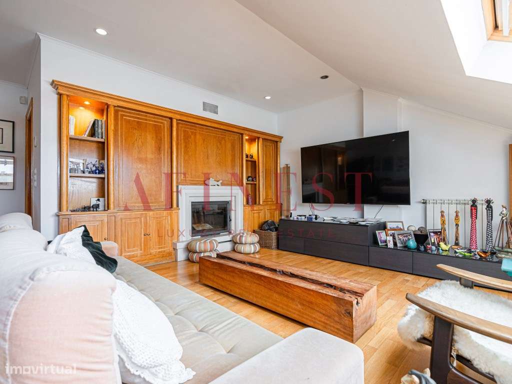 Apartamento T4 Duplex de Luxo com Vista Mar no Coração do Estoril - Grande imagem: 5/46