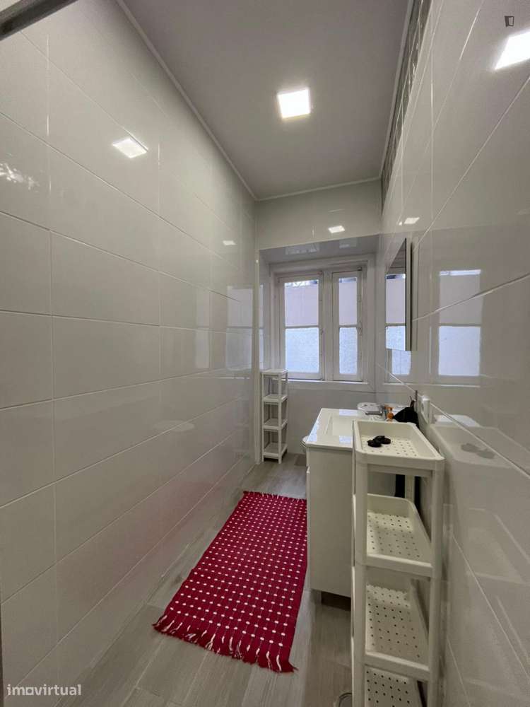 Quarto - localizado em Baixa Lisbon - Grande imagem: 5/7