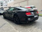 Ford Mustang 5.0 V8 GT - 4