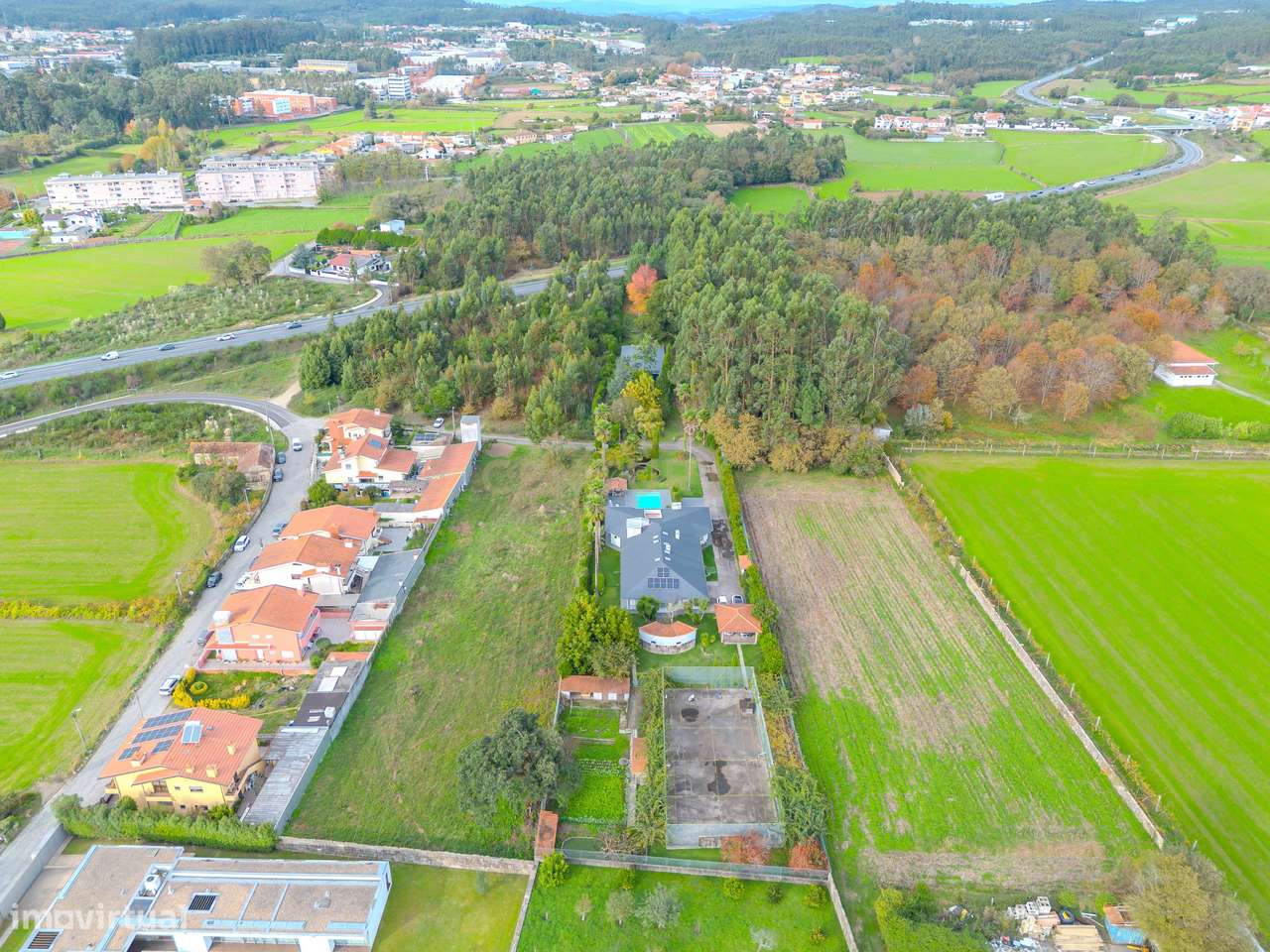 Quinta com Moradia e Piscina na Maia, Porto-9