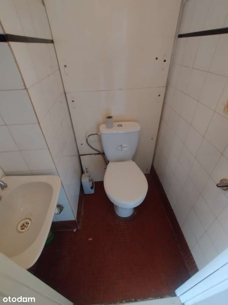 3 rozkładowe pokoje z balkonem przy ul. Julianowskiej-4