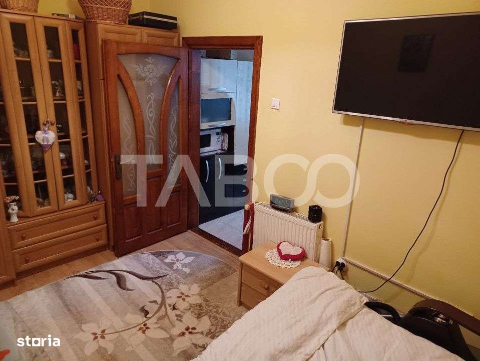 Apartament la casa de vanzare 3 camere terasa pivnita Orasul de Jos - Imagine principală: 5/5