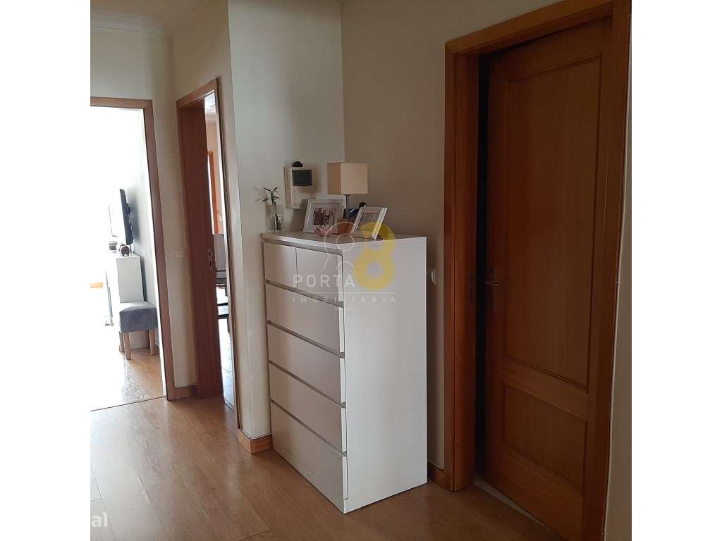 T2 com Terraço - Senhora da Hora-13