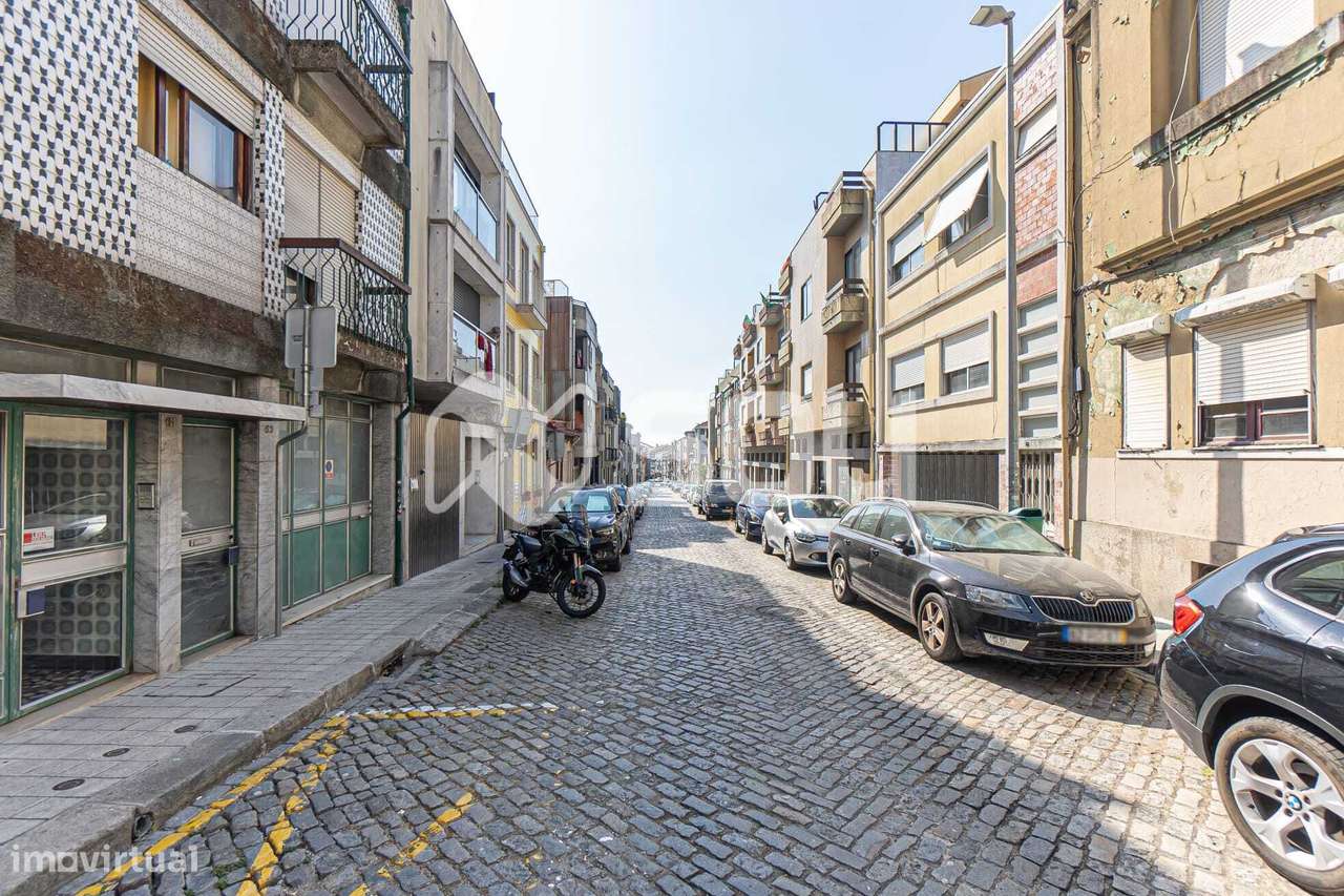T2+1 - Porto - António Enes-25