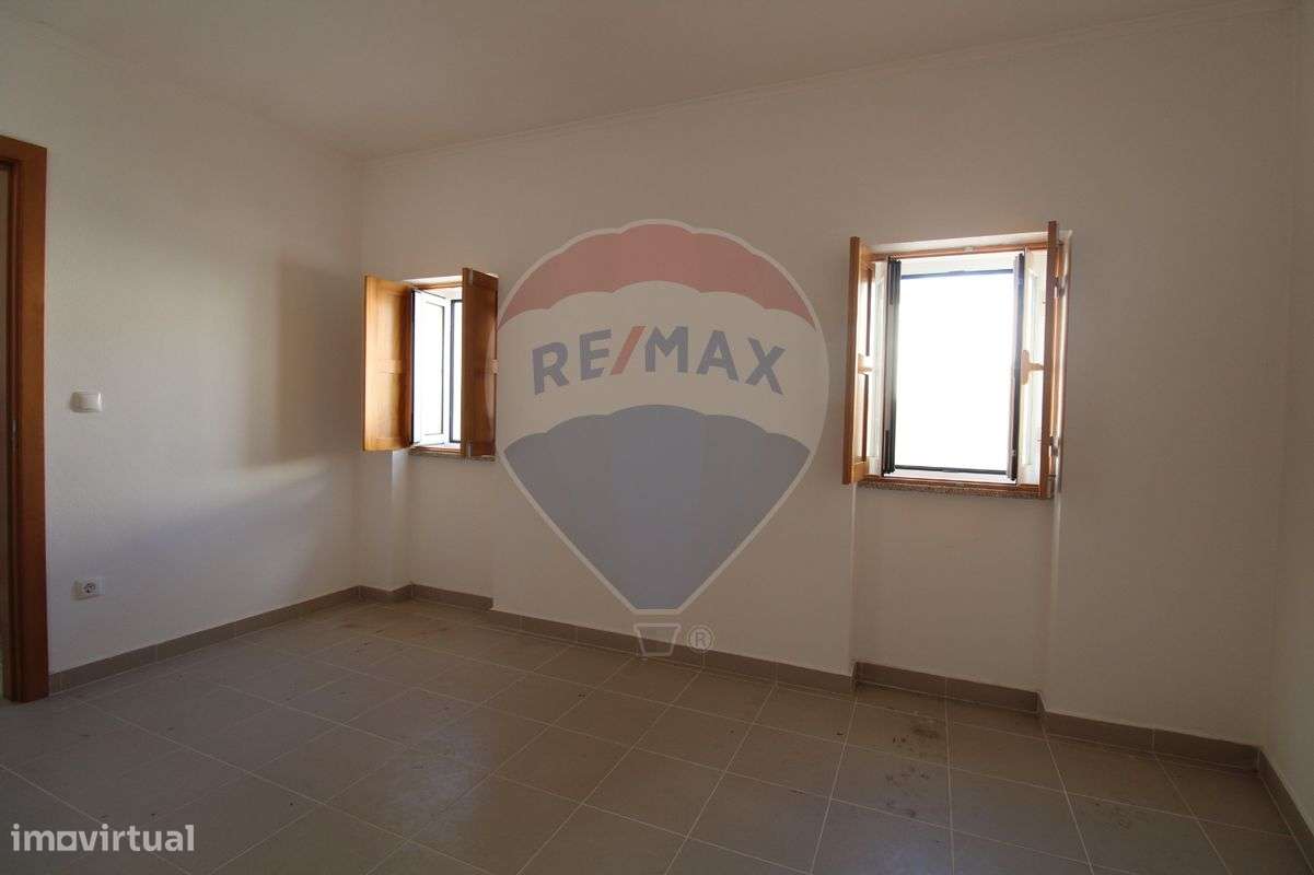 Moradia T1 para venda - Grande imagem: 4/17