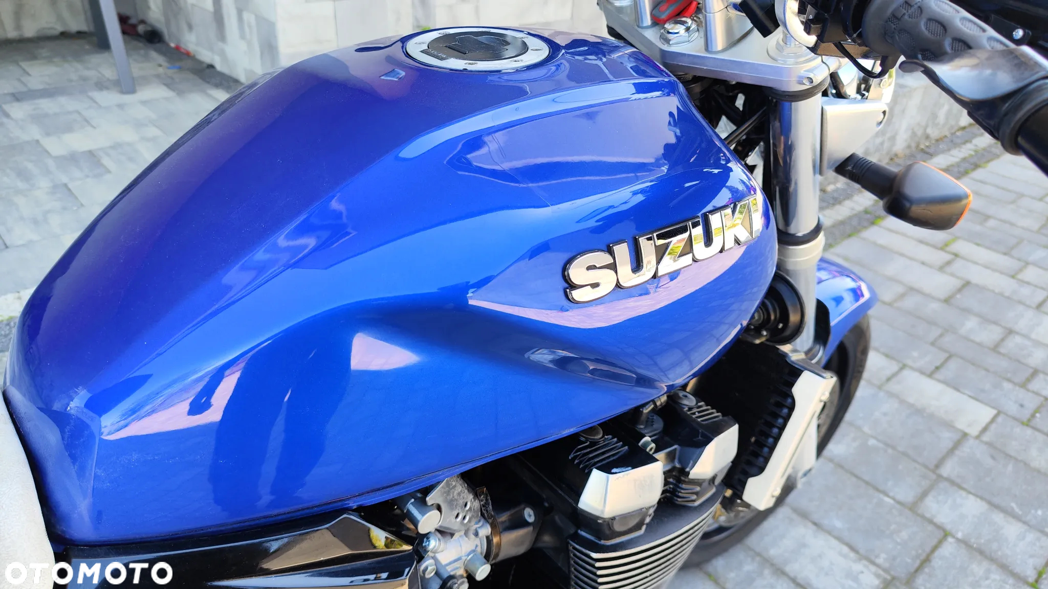 Suzuki GSX - 8