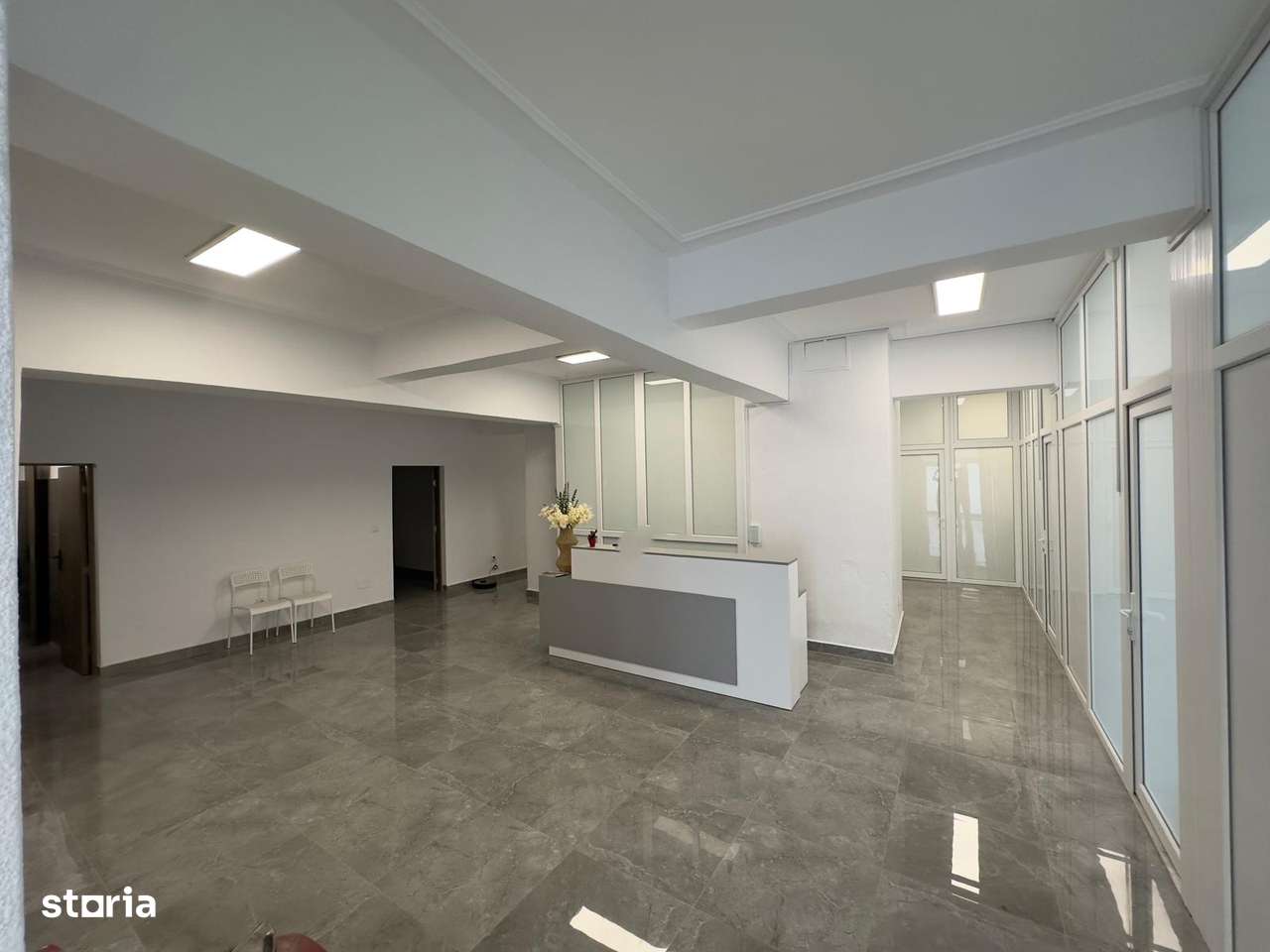 Spatiu clinica - 8 cabinete noi - 200mp, Centrul Civic Iasi - Imagine principală: 3/16