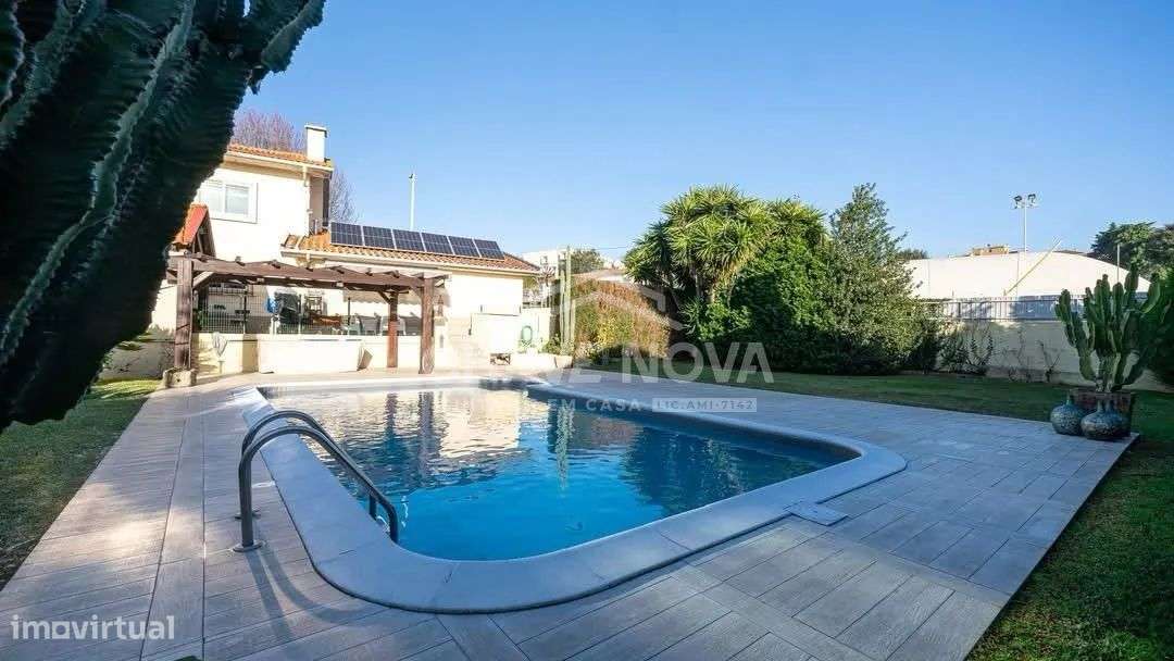 Moradia Isolada V4 c/ Jardim e Piscina em Oliveira de Azeméis - Grande imagem: 3/38