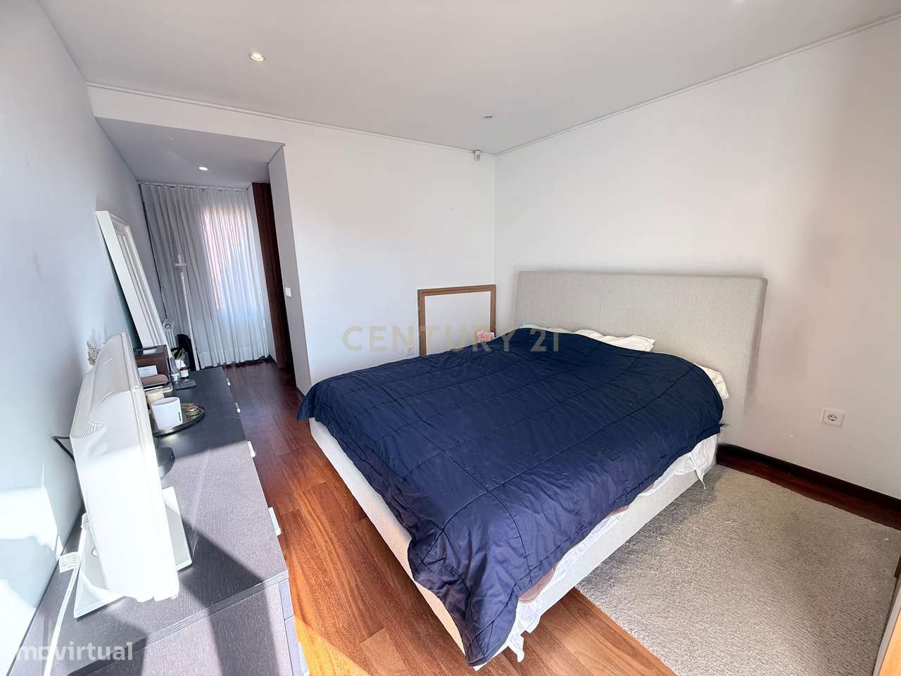 Moradia T3 com suite master, em condomínio de prestígio – Estrada Real-33