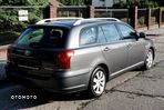 Toyota Avensis 1.8 VVT-i Combi Sol - 7