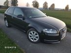 Audi A3 2.0 TDI DPF Ambiente S tronic - 4