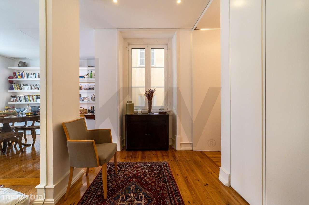 T3 remodelado para arrendar na Rua Almeida e Sousa - Grande imagem: 2/22