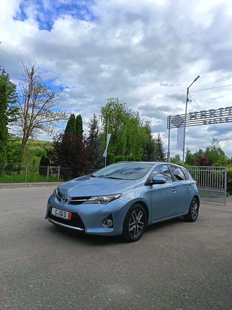 Toyota Auris II [2012 - 2018] 2.0 D-4D Edition 2014
