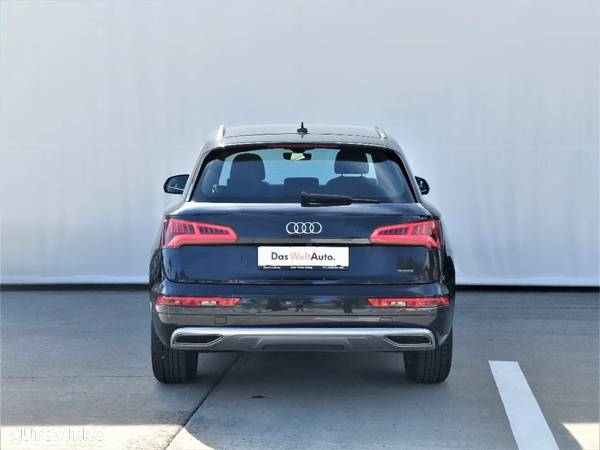 Audi Q5 35 TDI quattro S tronic - 5