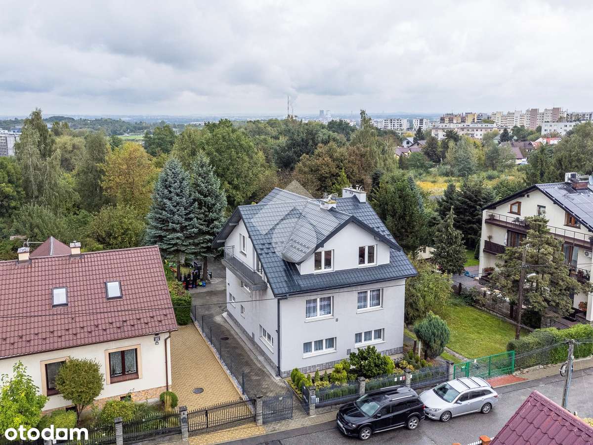 Dom z ogrodem i przestrzenią, która dopasuje się do Twojego życia-0