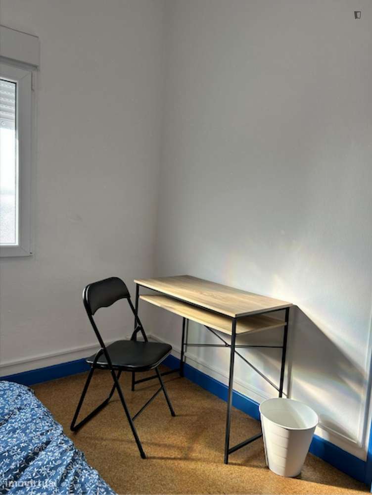 Quarto - localizado em Aveiro - Grande imagem: 4/8