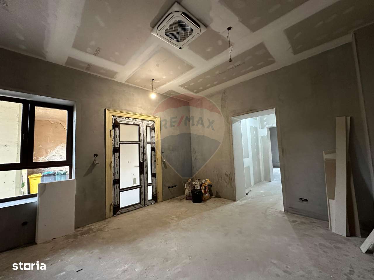 ZONA CENTRUL VECHI - apartament cu pivnita - Imagine principală: 3/9