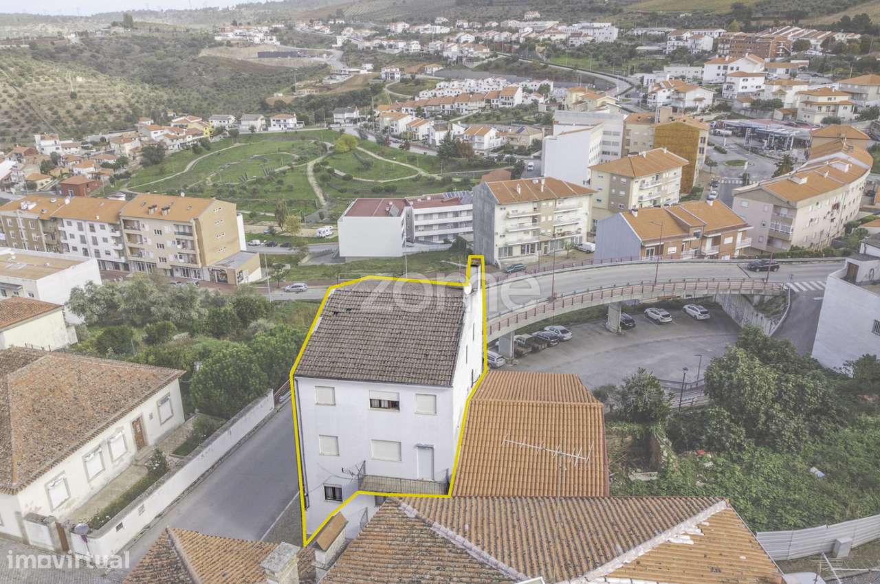 Prédio Torre de Moncorvo Com Loja Comercial - Grande imagem: 3/50