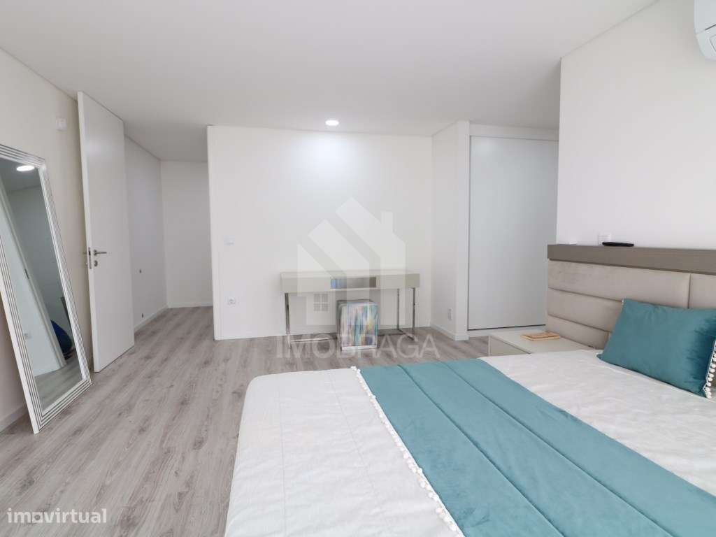 Venda Moradia Banda T3, em Esporões, Braga-26