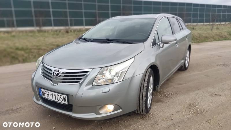 Toyota Avensis 2.0 Prestige EU5 - 1