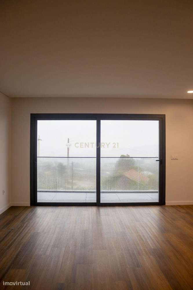 T3 novo em Braga, onde conforto, elegância e qualidade de vida se enco-16