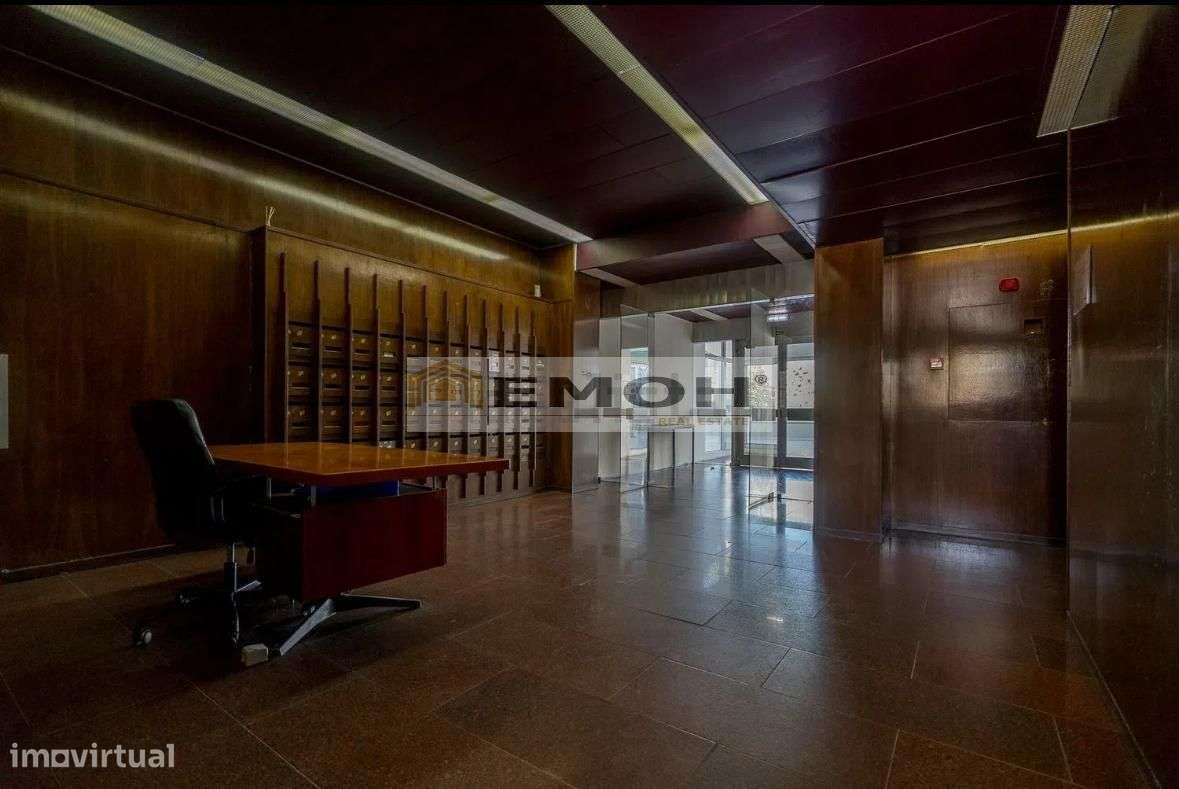 Apartamento T3 à venda na Quinta do Marquês-28