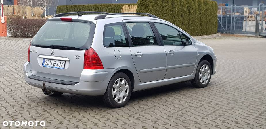 Peugeot 307 1.6 HDI Presence - 3